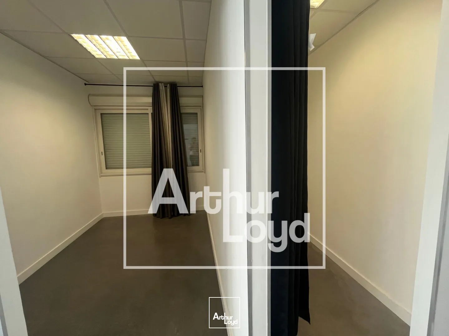 Bureaux - Location - PEROLS - 34470 - 120-120 - 7788191