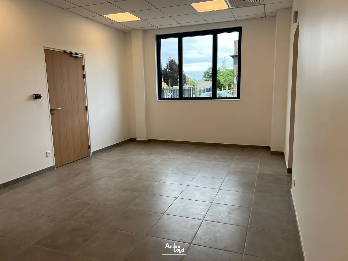 Locaux d'activité & Entrepôts - Location - MITRY MORY - 77290 - 1523-12254 - 7788559