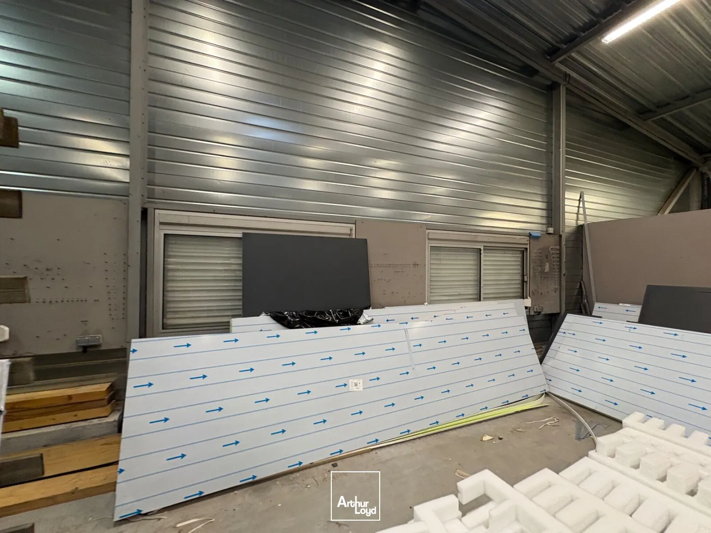 Locaux d'activité & Entrepôts - Location - LA CHAPELLE SAINT MESMIN - 45380 - 265-265 - 7788754