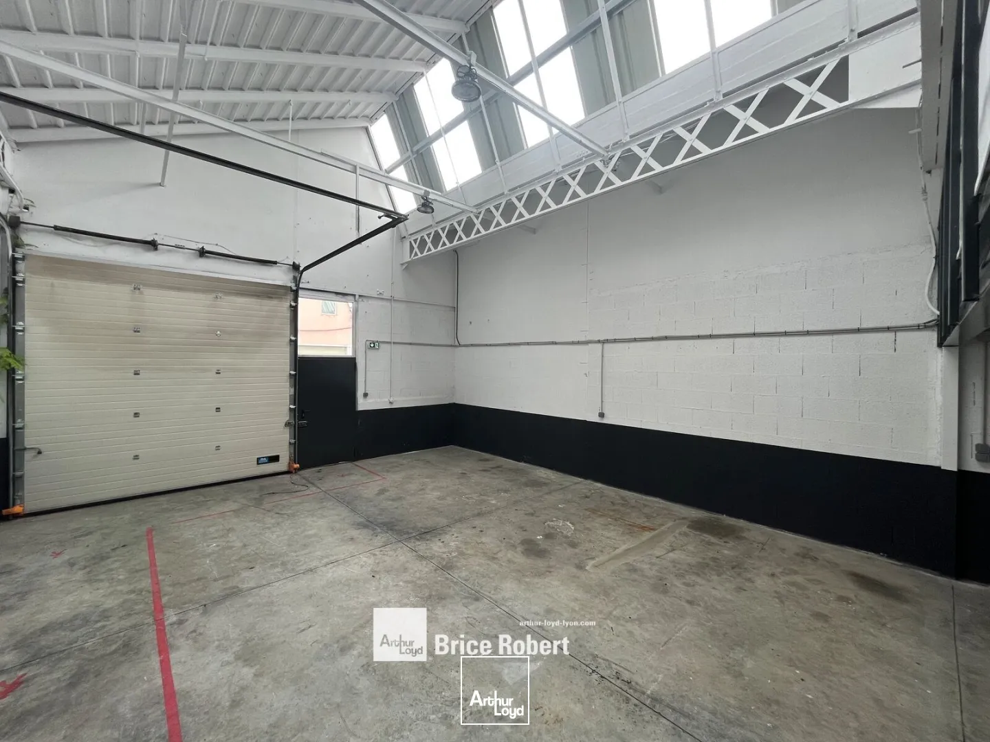Locaux d'activité & Entrepôts - Location - VENISSIEUX - 69200 - 92-794 - 7788816