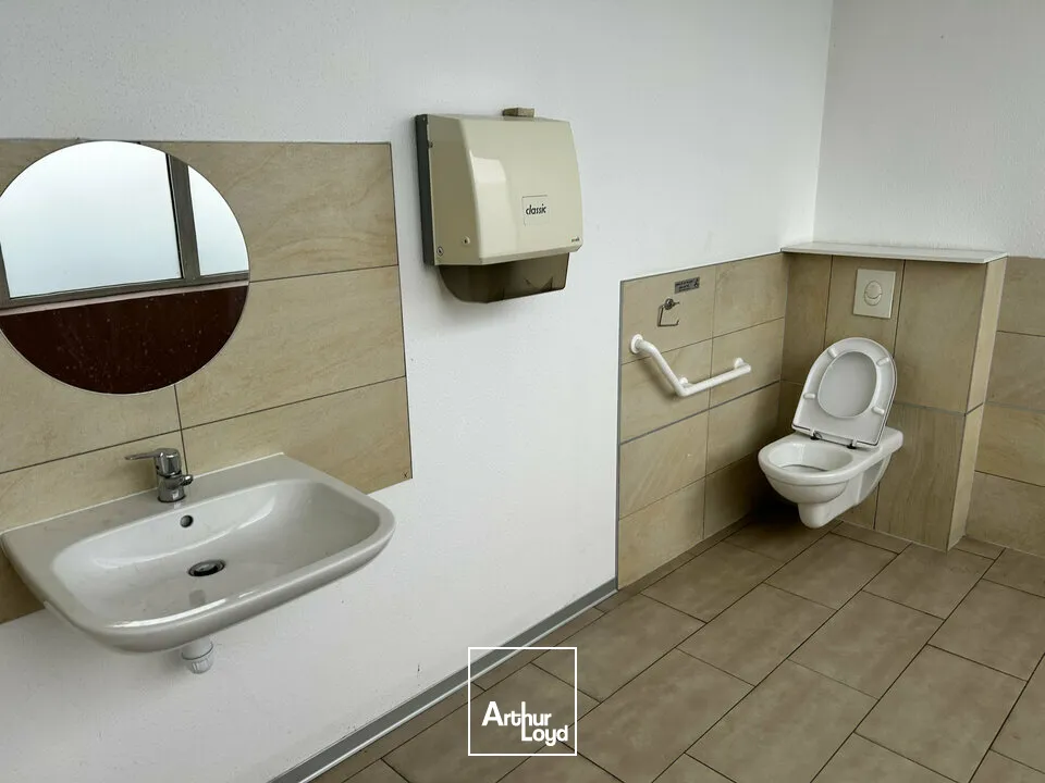 Locaux commerciaux - Location - ILLZACH - 68110 - 378-378 - 7789026