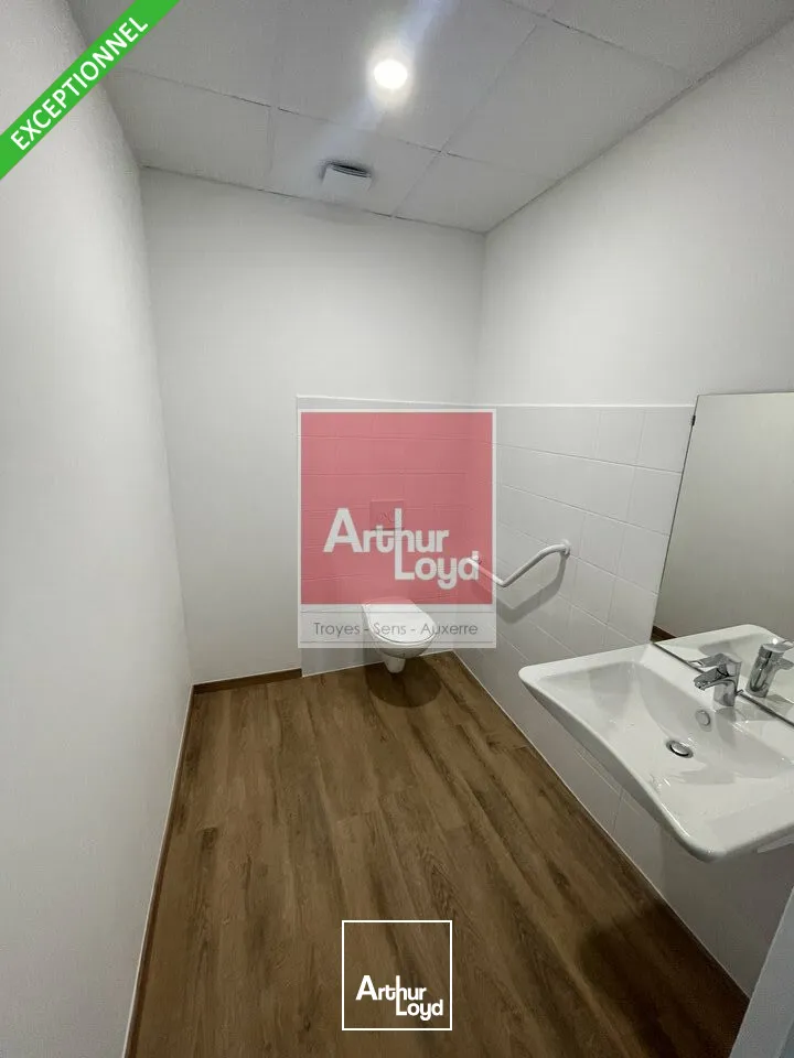 Locaux d'activité & Entrepôts - Location - AUXERRE - 89000 - 326-326 - 7789094