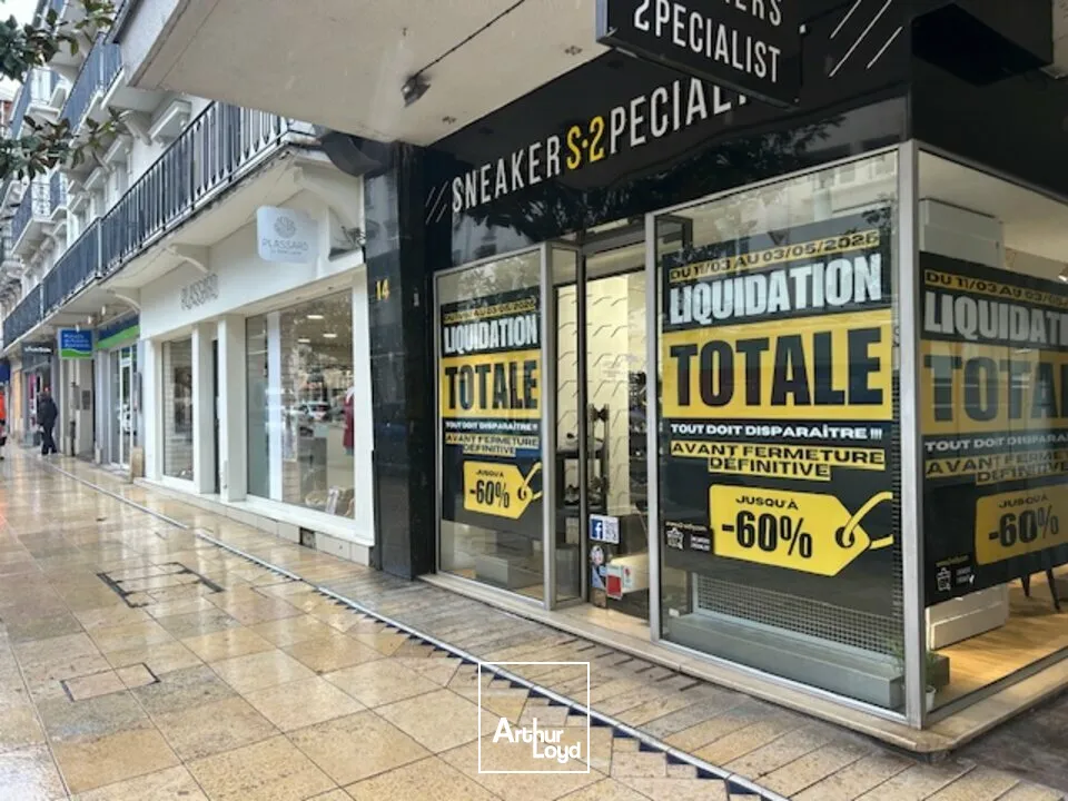 Locaux commerciaux - Location - VICHY - 03200 - 98-98 - 7789342