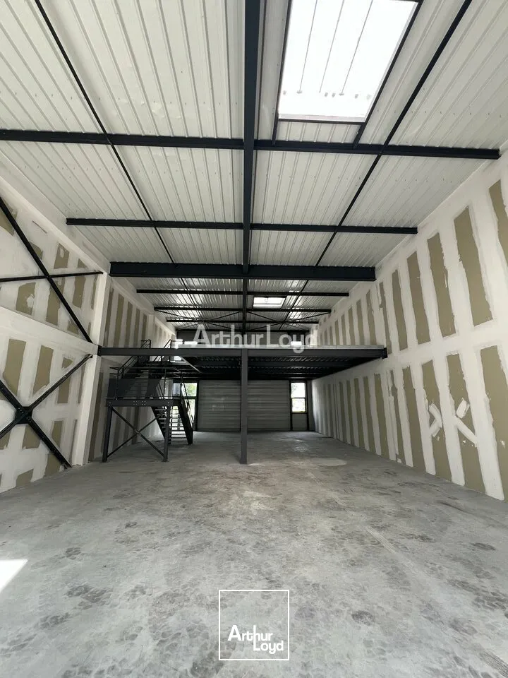 Locaux d'activité & Entrepôts - Location - SAINTE-CROIX-EN-PLAINE - 68127 - 273.74-273.74 - 7789775