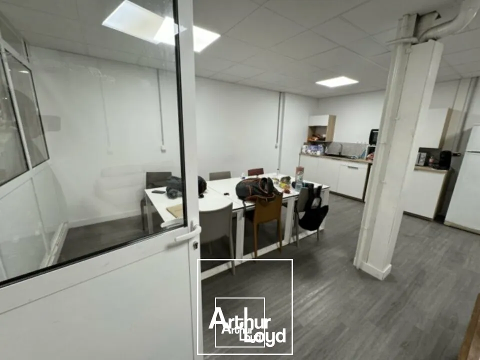 Locaux d'activité & Entrepôts - Location - TERRASSON-LAVILLEDIEU - 24120 - 2164-2164 - 7789804