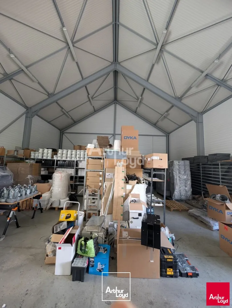 Locaux d'activité & Entrepôts - Location - LA CHAPELLE-DES-FOUGERETZ - 35520 - 345-345 - 7789948