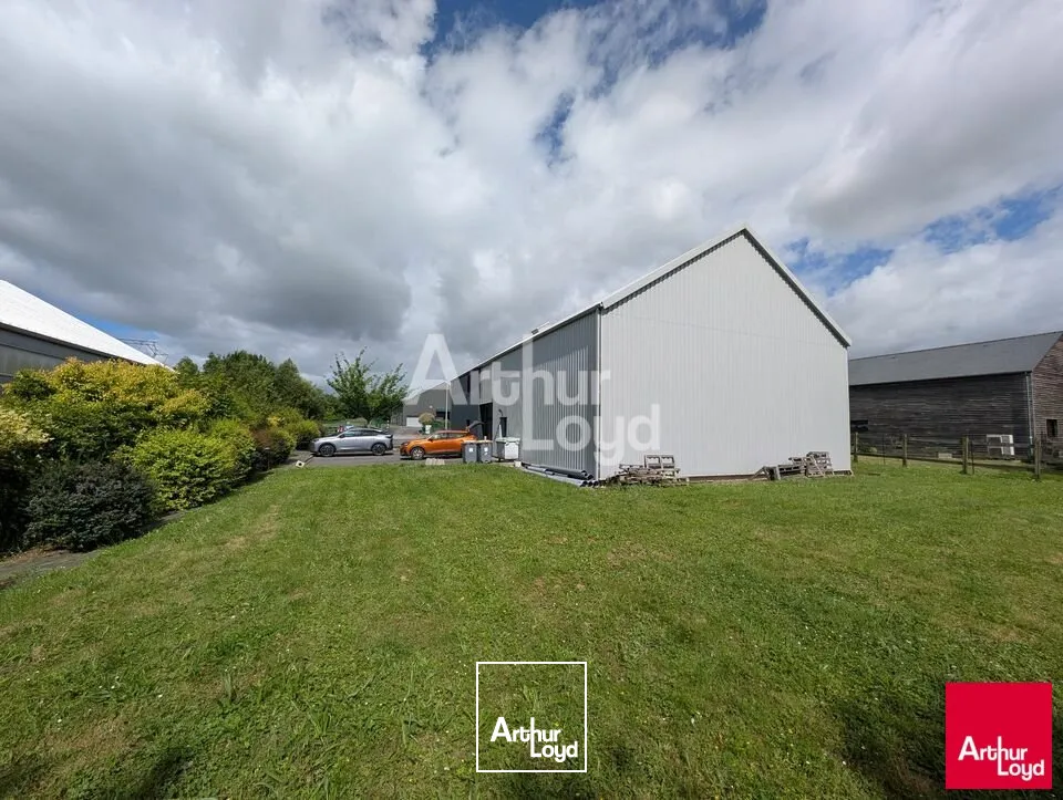 Locaux d'activité & Entrepôts - Location - LA CHAPELLE-DES-FOUGERETZ - 35520 - 345-345 - 7789950
