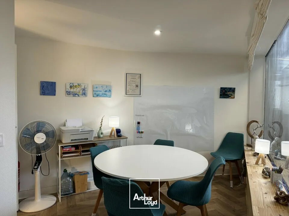 Locaux commerciaux - Location - TOURS - 37000 - 22-22 - 7790003