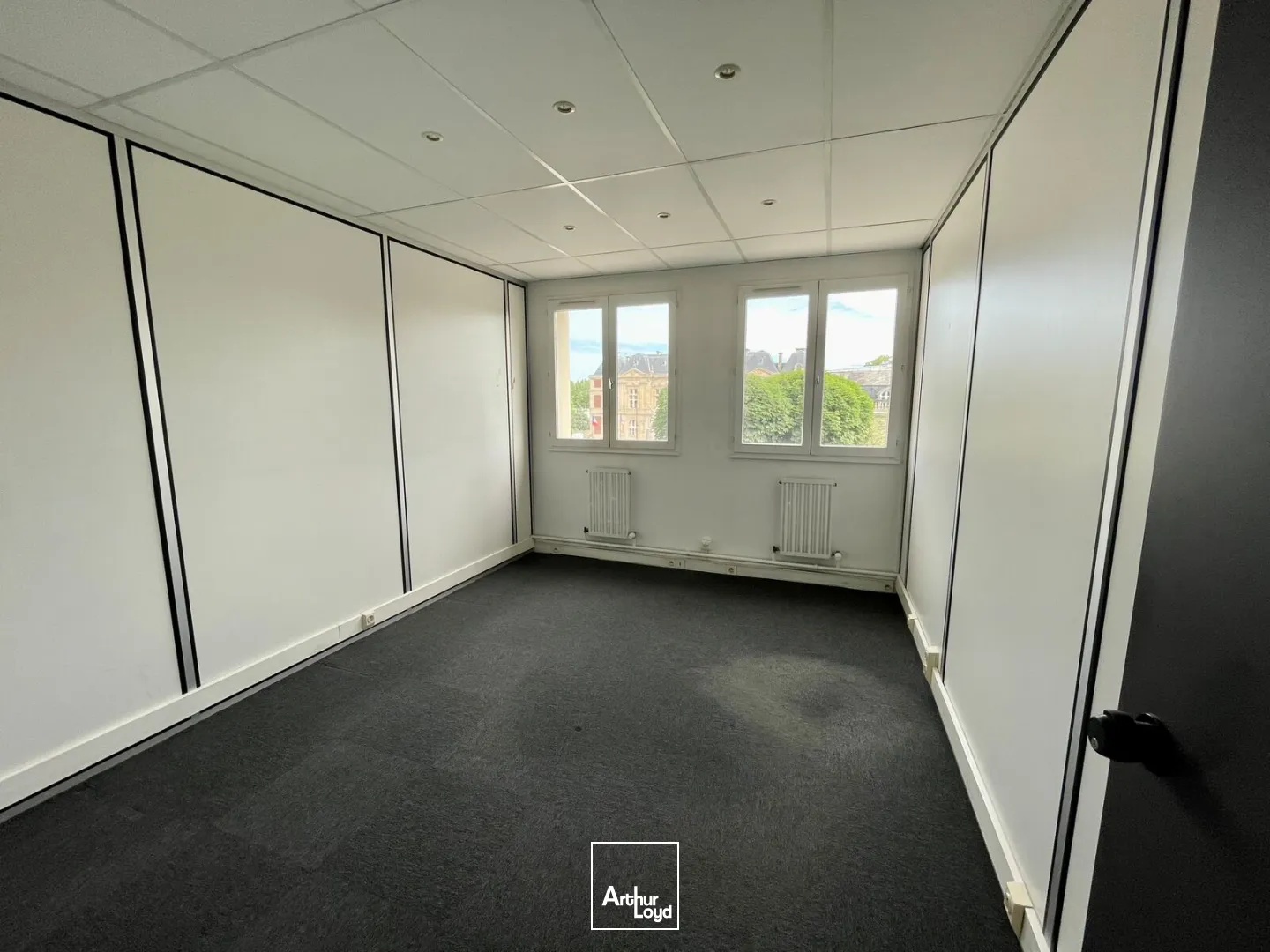Bureaux - Location - ELBEUF - 76500 - 41-1892.99 - 7790174