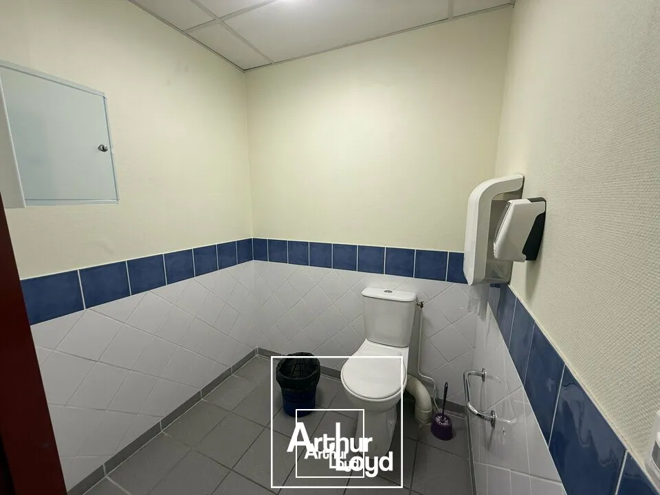 Locaux d'activité & Entrepôts - Vente - TERRASSON LAVILLEDIEU - 24120 - 329-329 - 7790754