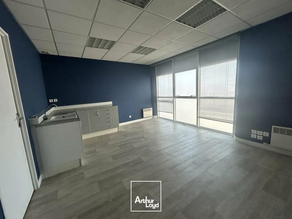 Bureaux - Location - CHALON SUR SAONE - 71100 - 70-70 - 7790801