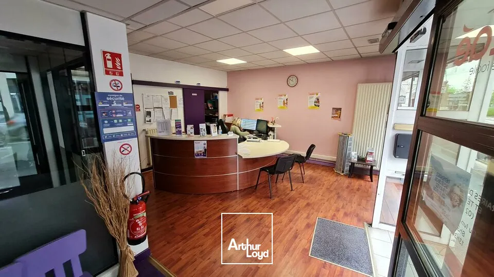 Locaux commerciaux - Location - CHÂTEAUROUX - 36000 - 215-215 - 7790858