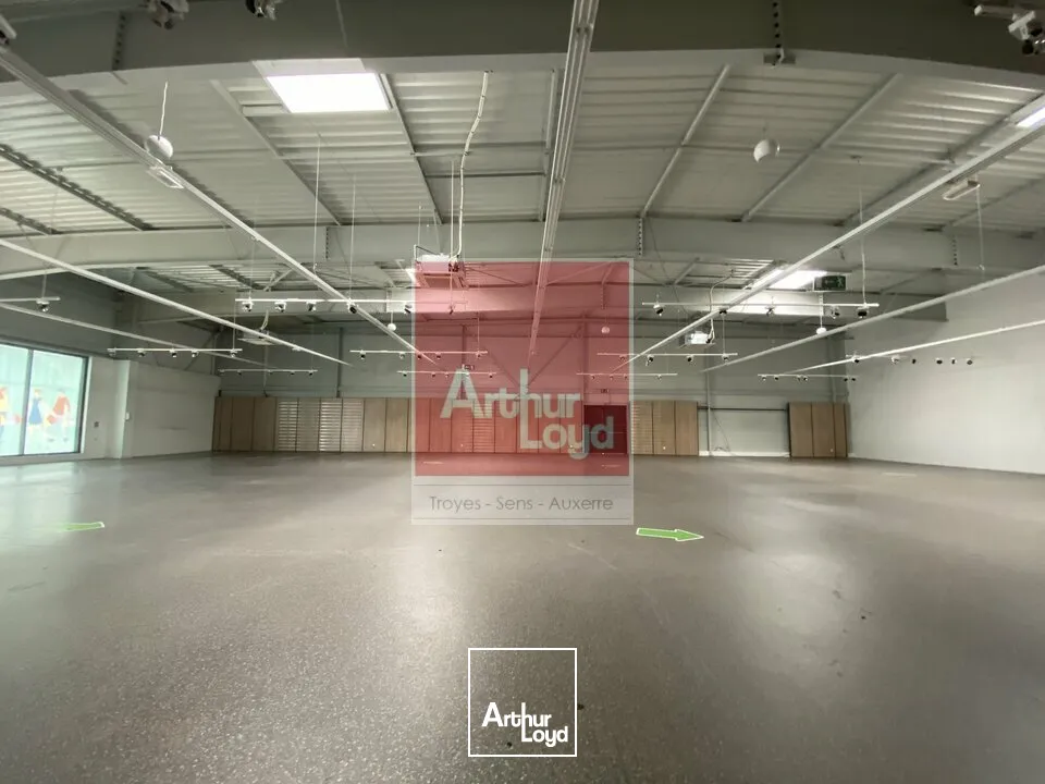 Locaux commerciaux - Location - SENS - 89100 - 740-740 - 7790874
