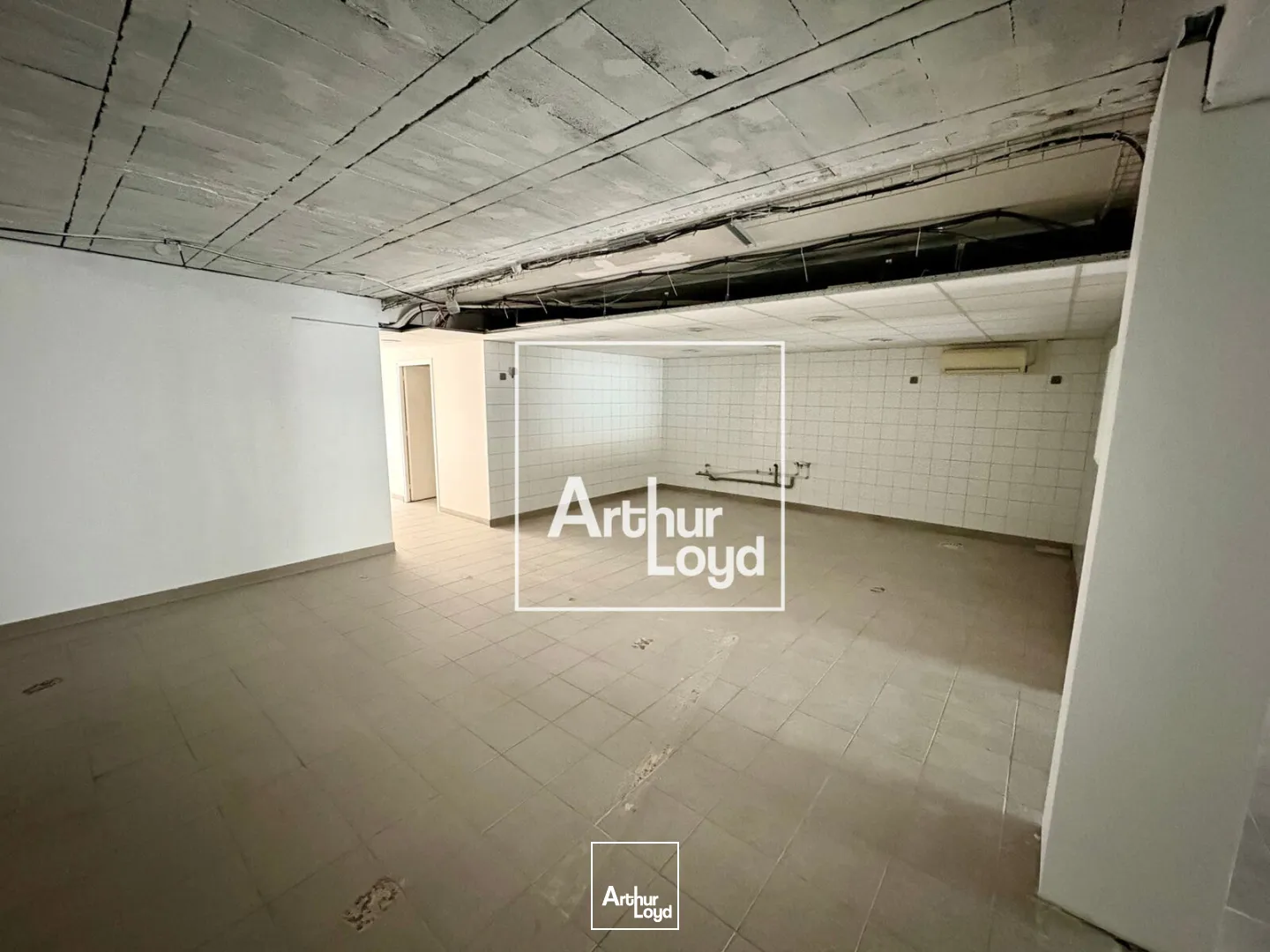 Locaux commerciaux - Location - MONTPELLIER - 34070 - 180-180 - 7790959