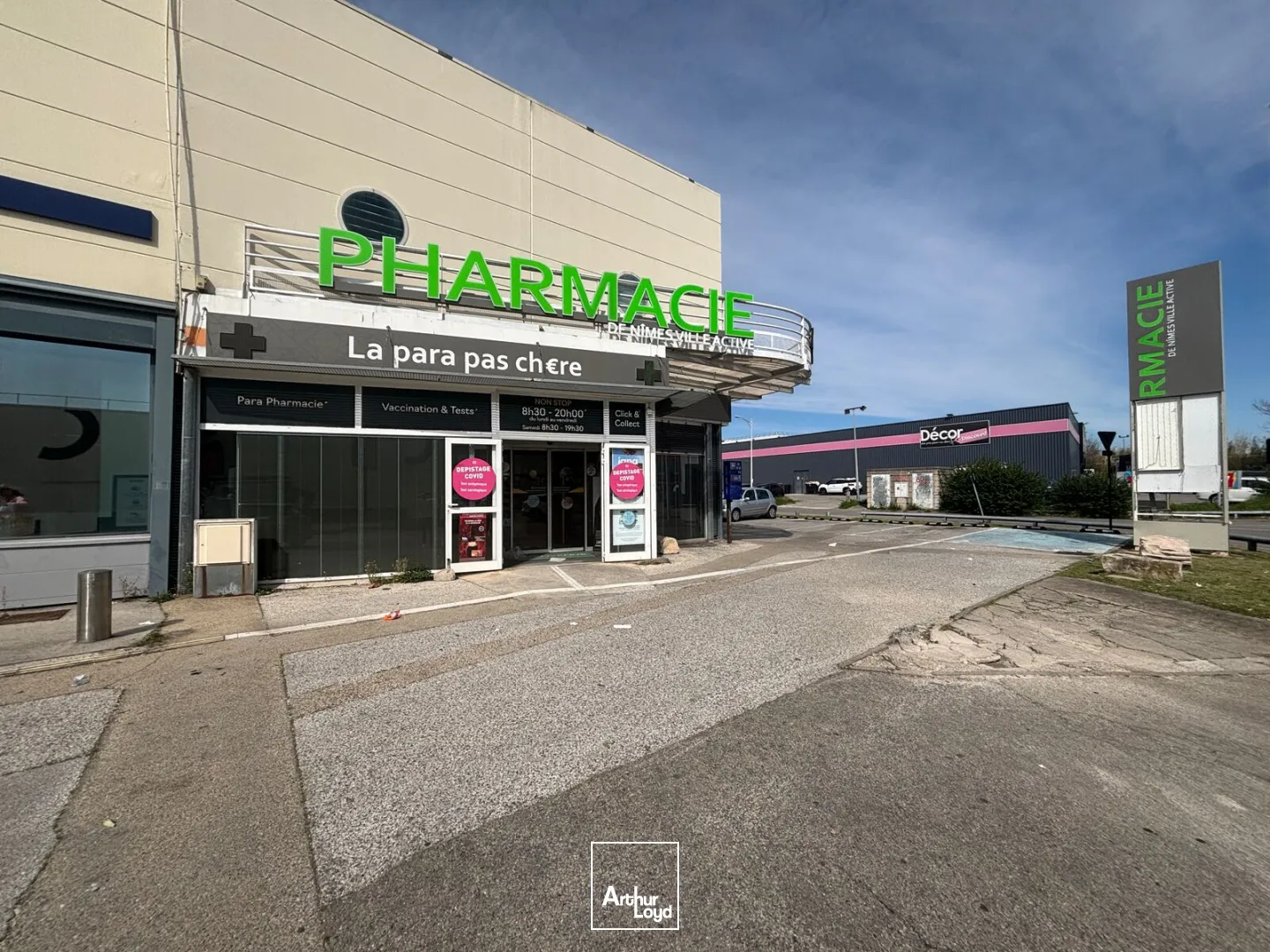 Locaux commerciaux - Location - NIMES - 30900 - 368.4-1160.4 - 7790993