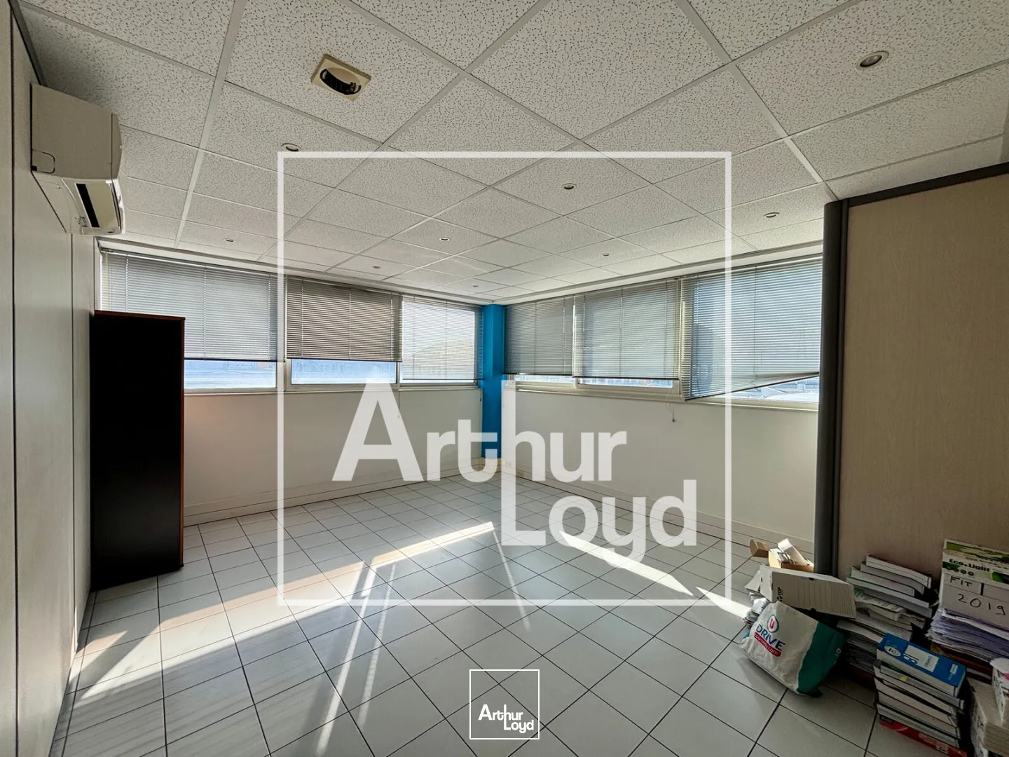Bureaux - Location - NIMES - 30900 - 153-153 - 7791045