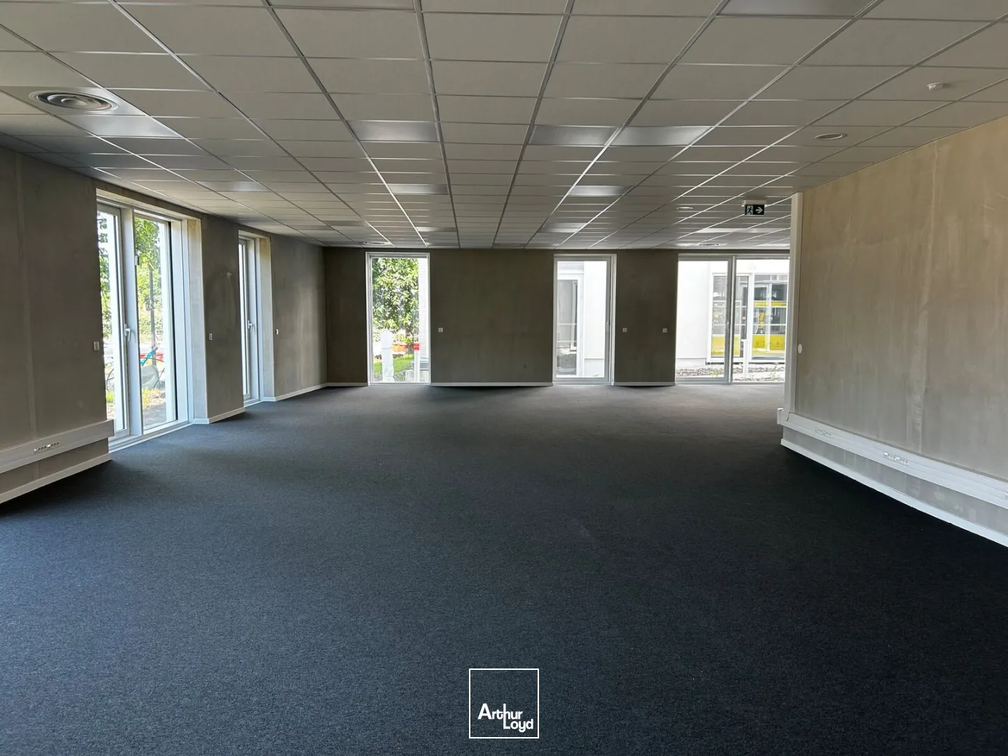 Bureaux - Vente - BRUGES - 33520 - 74.8-4890.88 - 7791124