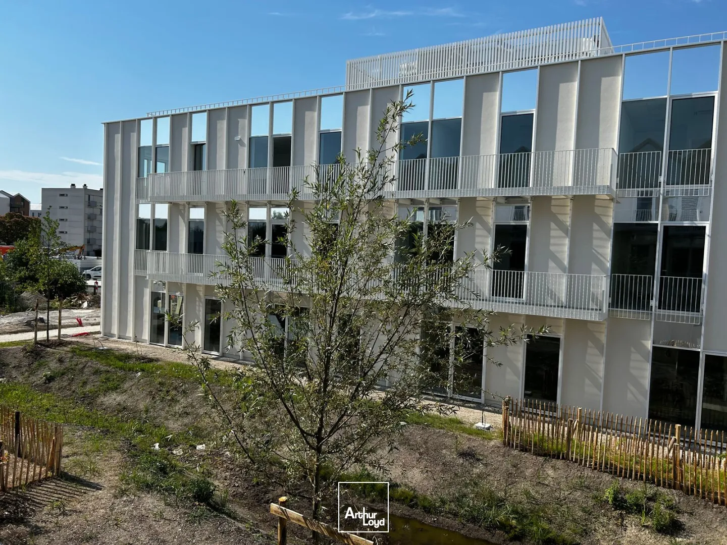 Bureaux - Vente - BRUGES - 33520 - 74.8-4890.88 - 7791120