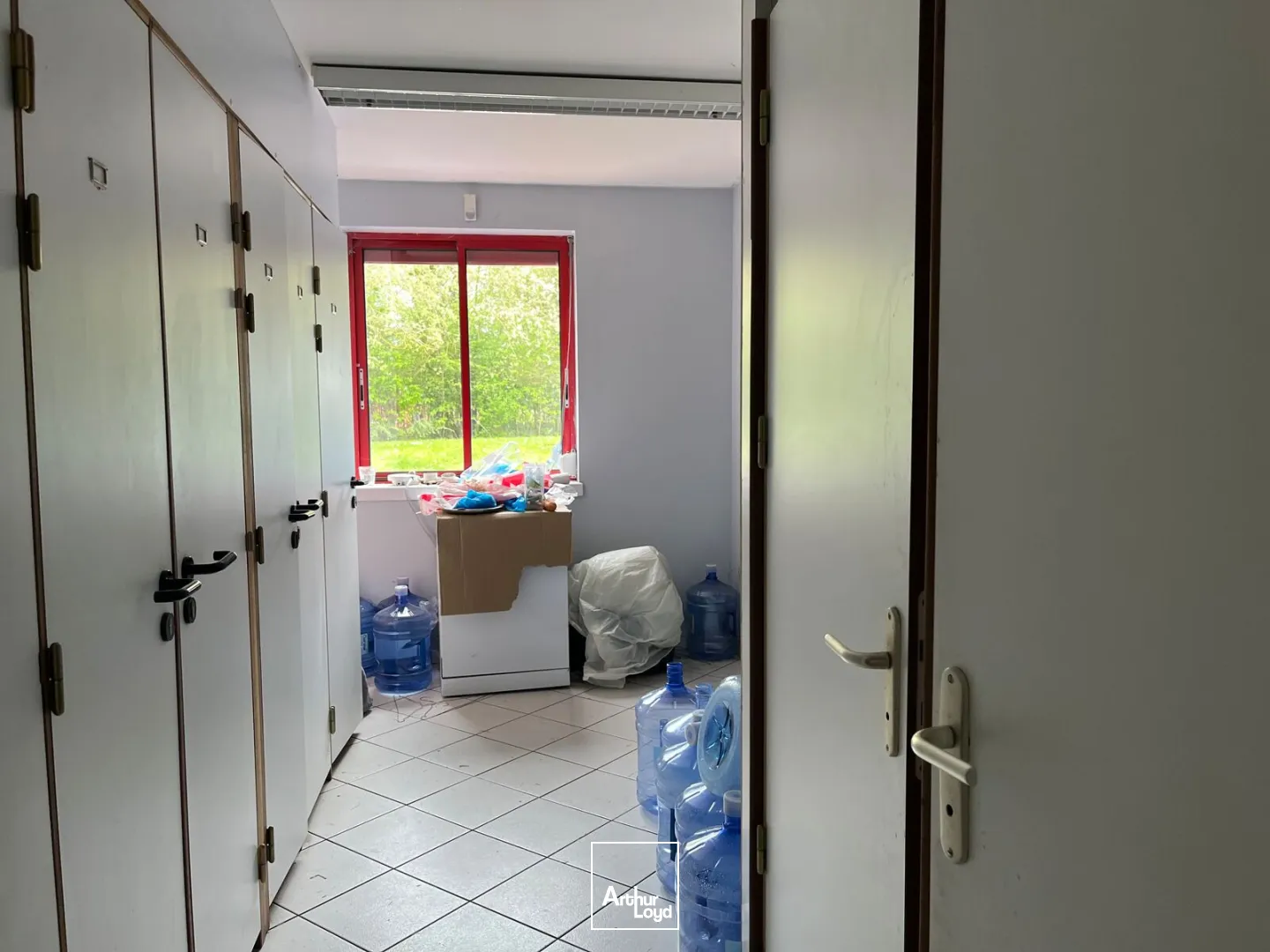 Locaux d'activité & Entrepôts - Location - ERCUIS - 60530 - 820-820 - 7791135