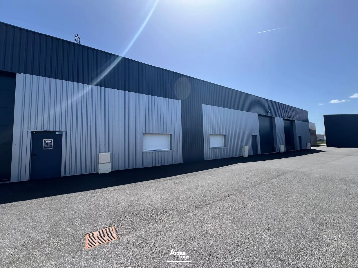 Locaux d'activité & Entrepôts - Location - SORBIERS - 42290 - 218-654 - 7791455
