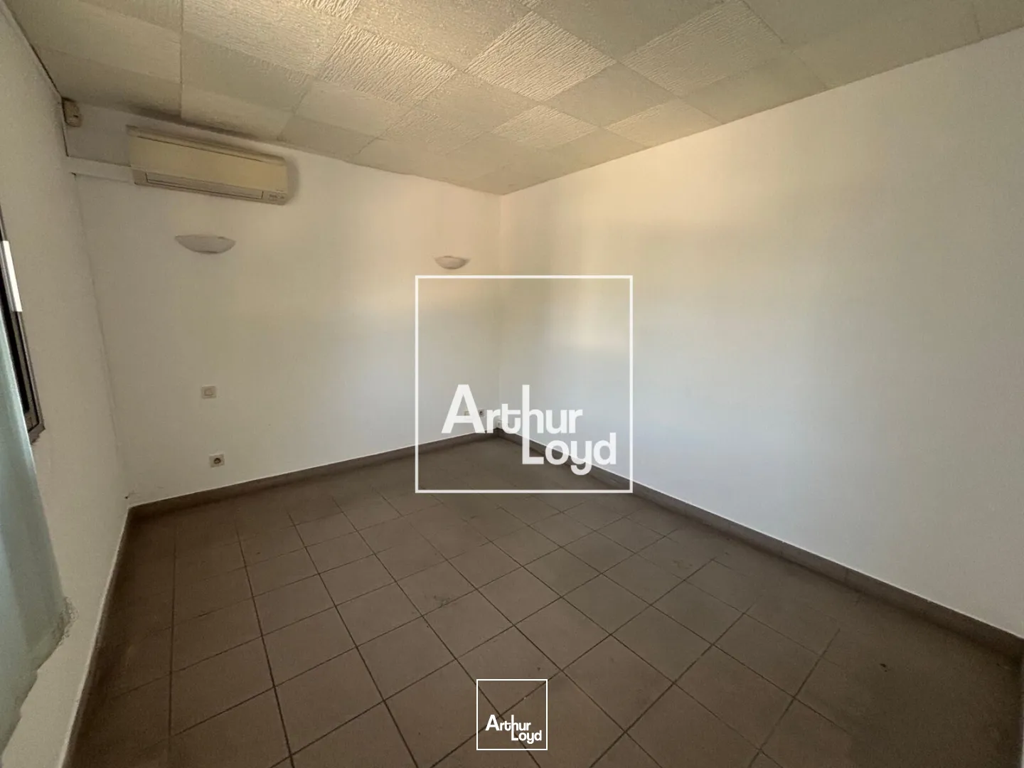 Locaux d'activité & Entrepôts - Location - SAINT JEAN DE VEDAS - 34430 - 1424-1424 - 7791956