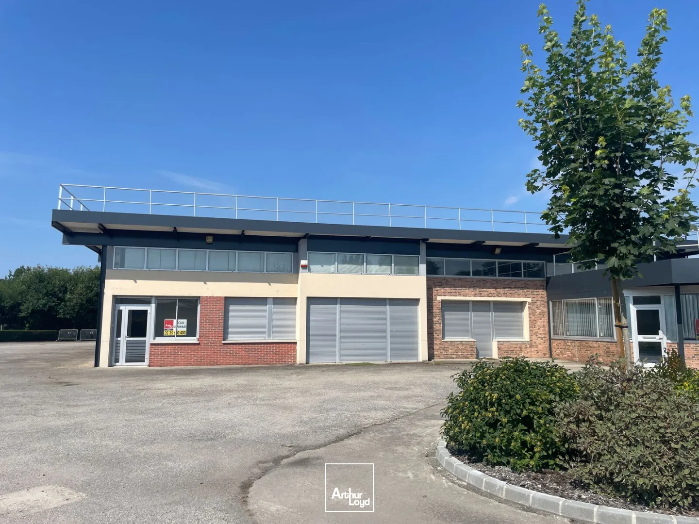 Bureaux - Location - PONT AUDEMER - 27500 - 146.86-146.86 - 7791980