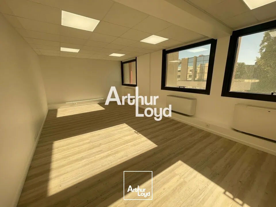 Bureaux - Location - SAINT LAURENT DU VAR - 06700 - 300-300 - 7793380