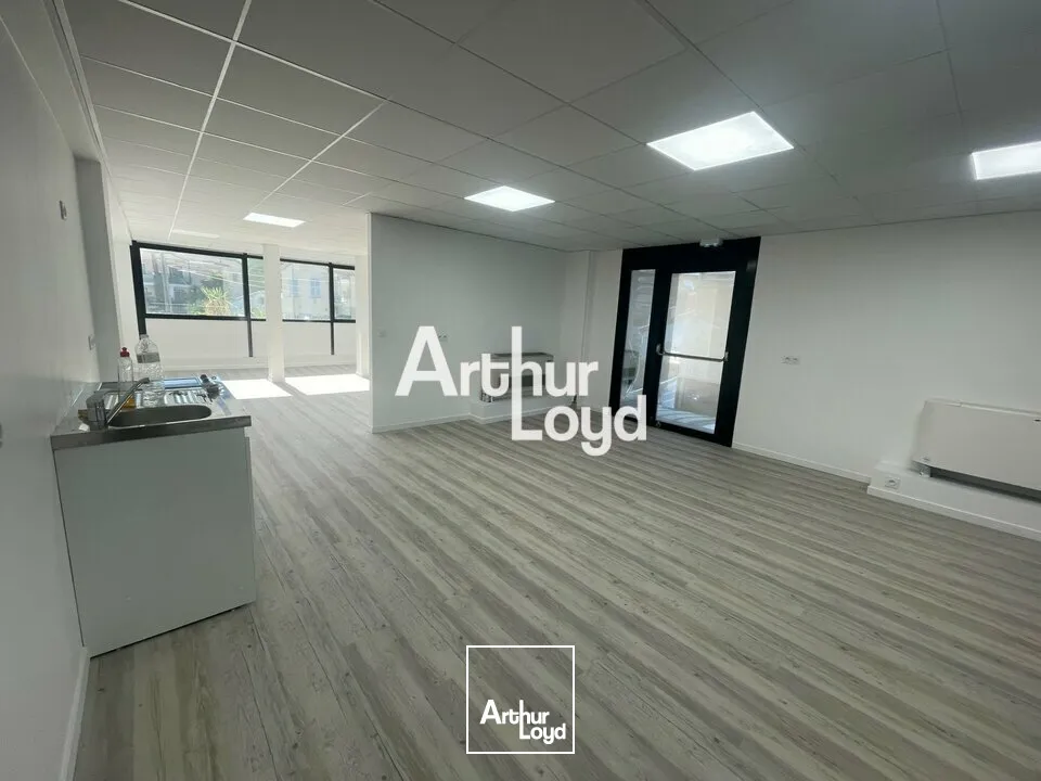 Bureaux - Location - SAINT LAURENT DU VAR - 06700 - 300-300 - 7793382