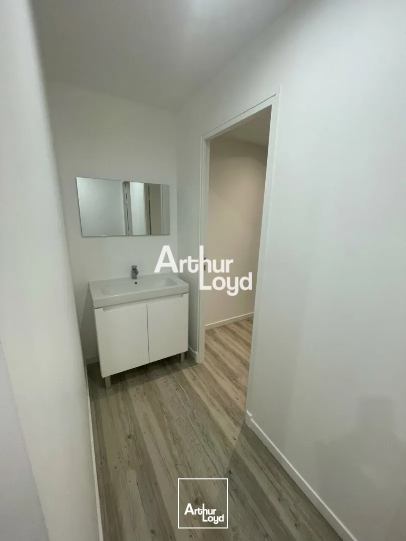 Bureaux - Location - SAINT LAURENT DU VAR - 06700 - 300-300 - 7793383