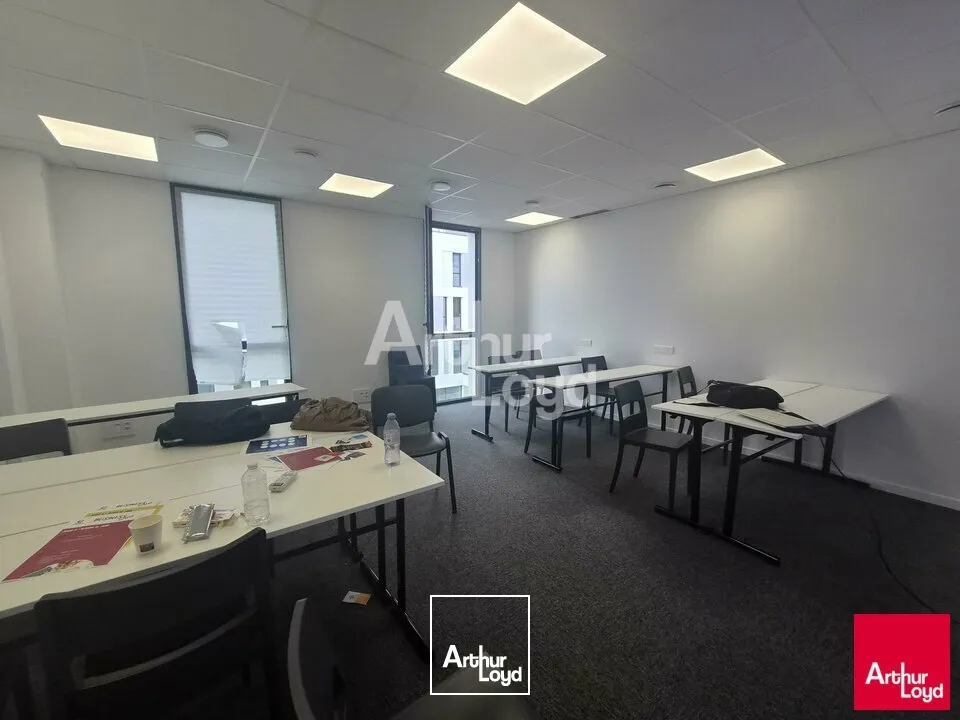Bureaux - Location - TRÉLAZÉ - 49800 - 241-750 - 7793500