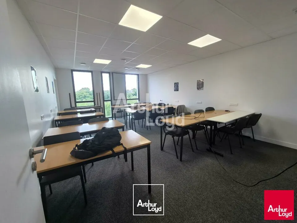 Bureaux - Location - TRÉLAZÉ - 49800 - 250-521 - 7793502