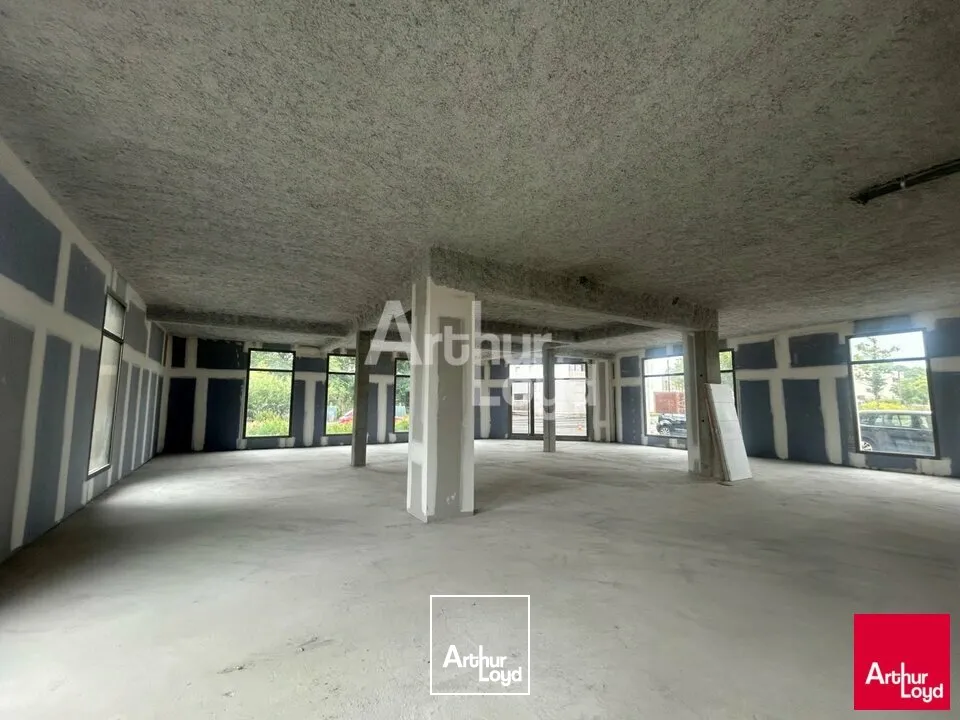 Locaux commerciaux - Vente - CHANTEPIE - 35135 - 328-328 - 7793509