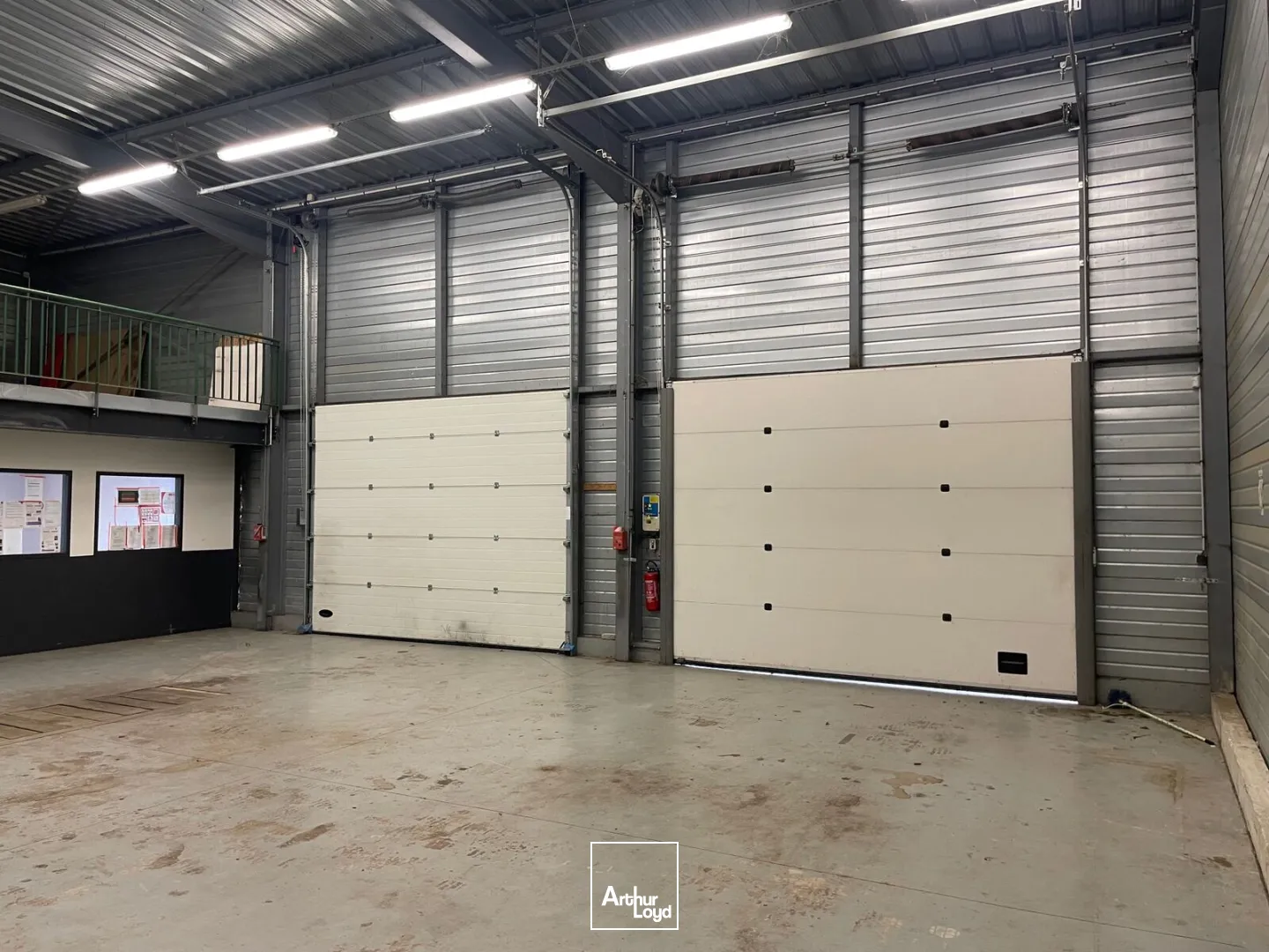 Locaux d'activité & Entrepôts - Location - JAUX - 60880 - 317-317 - 7793617