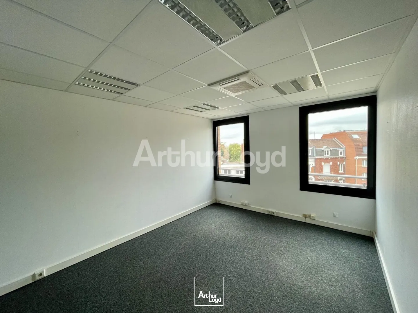 Bureaux - Location - LILLE - 59000 - 126-126 - 7793999