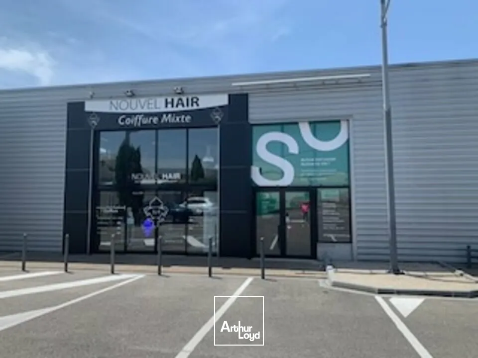 Locaux commerciaux - Location - VEDENE - 84270 - 123-123 - 7794289