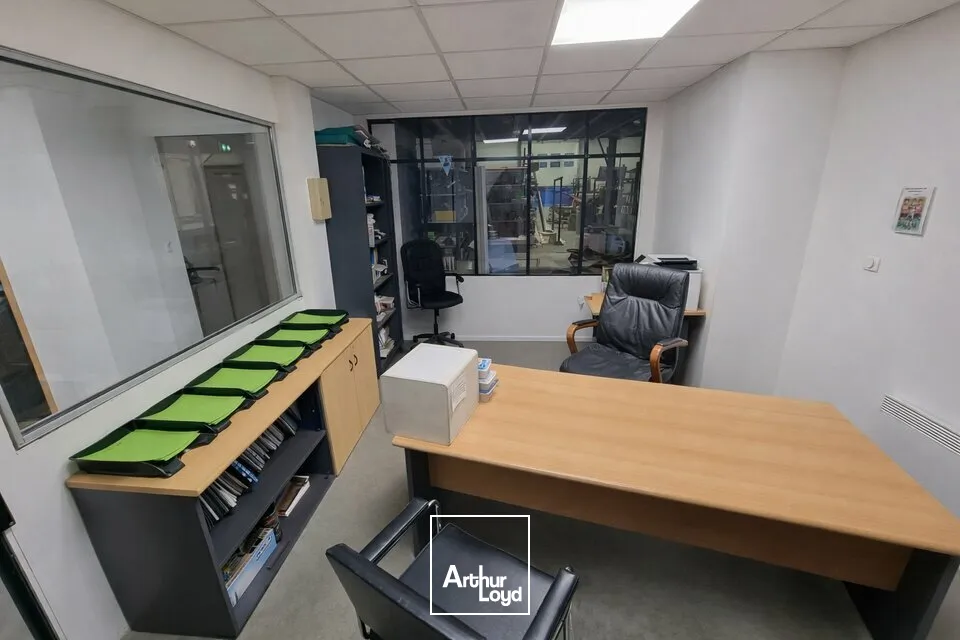 Locaux d'activité & Entrepôts - Vente - ÉCHIRÉ - 79410 - 450-450 - 7794415