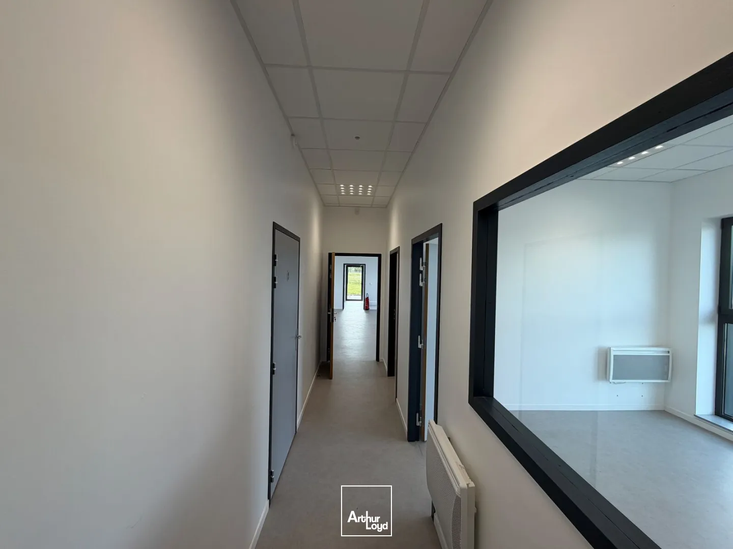 Locaux d'activité & Entrepôts - Location - VENETTE - 60280 - 281-281 - 7794465