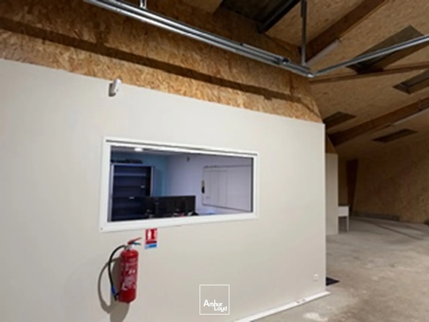 Locaux d'activité & Entrepôts - Location - SAINT ANDRE DES EAUX - 44117 - 242-242 - 7794741