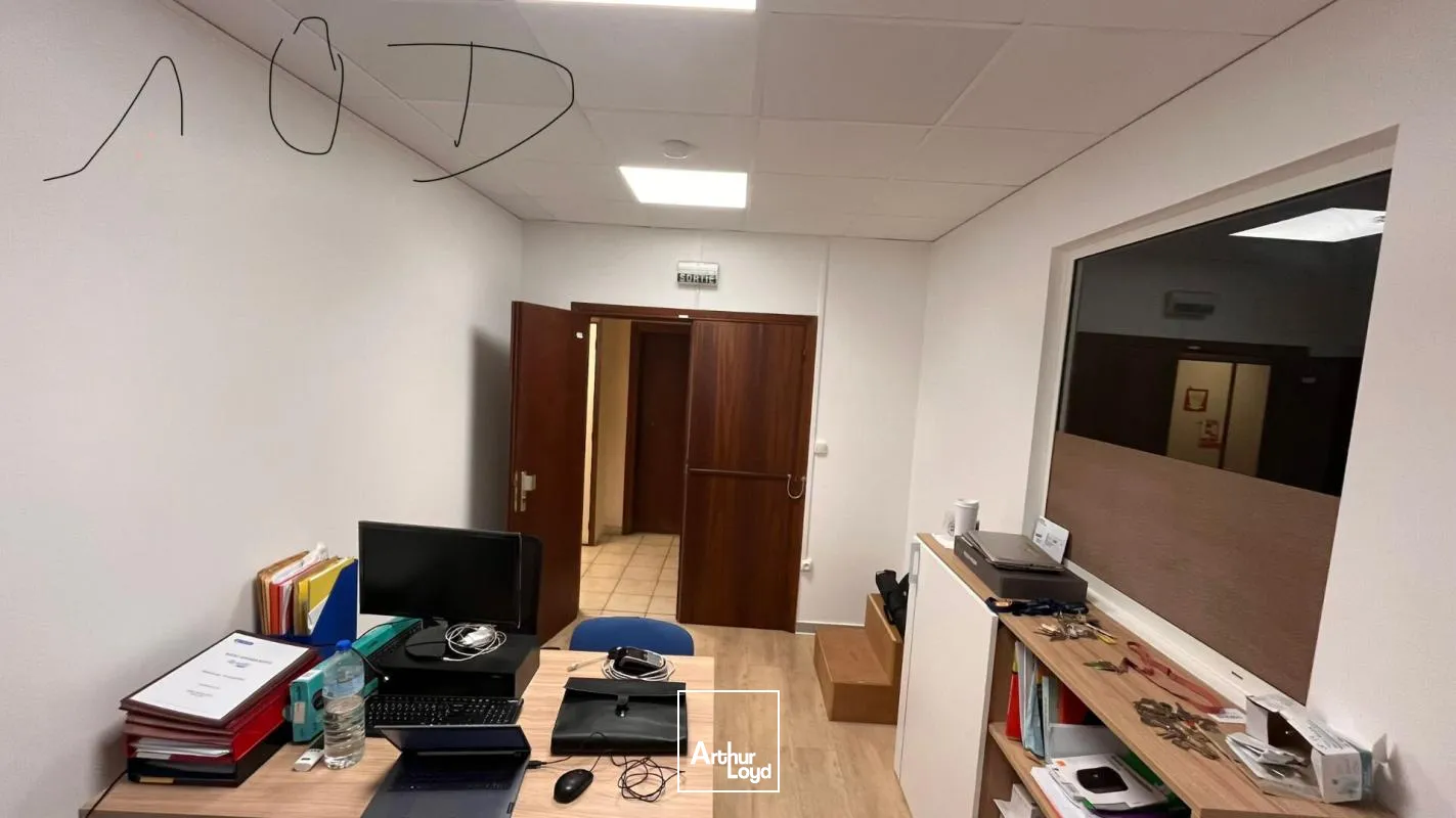 Bureaux - Vente - Le Lamentin - 97232 - 40-40 - 7795153