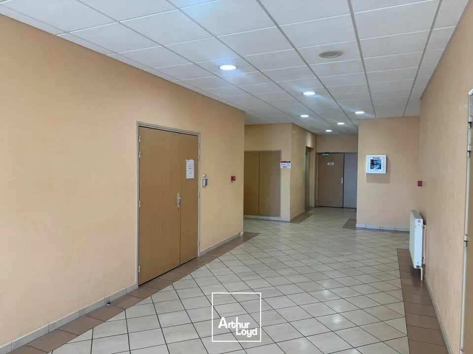Bureaux - Vente - BESANCON - 25000 - 355-355 - 7795216