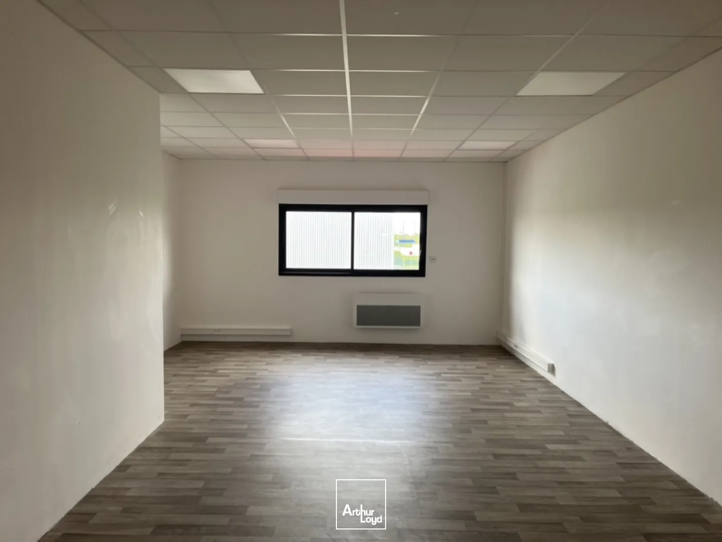Bureaux - Location - CREIL - 60100 - 28-112 - 7795282