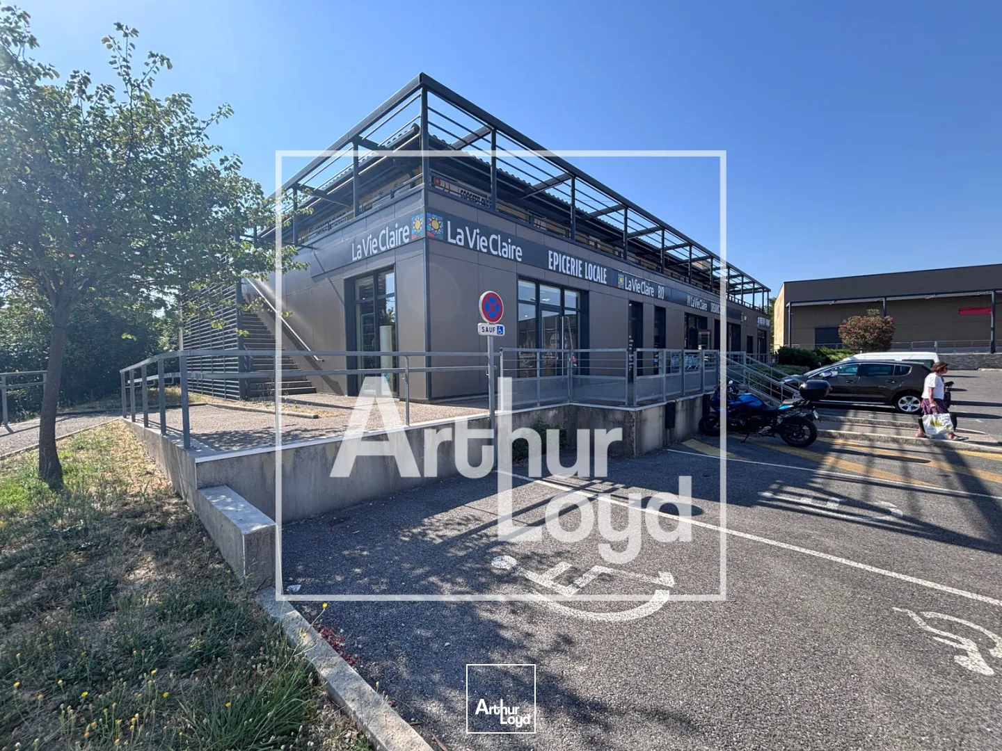 Locaux commerciaux - Vente - UZES - 30700 - 62.34-62.34 - 7795392