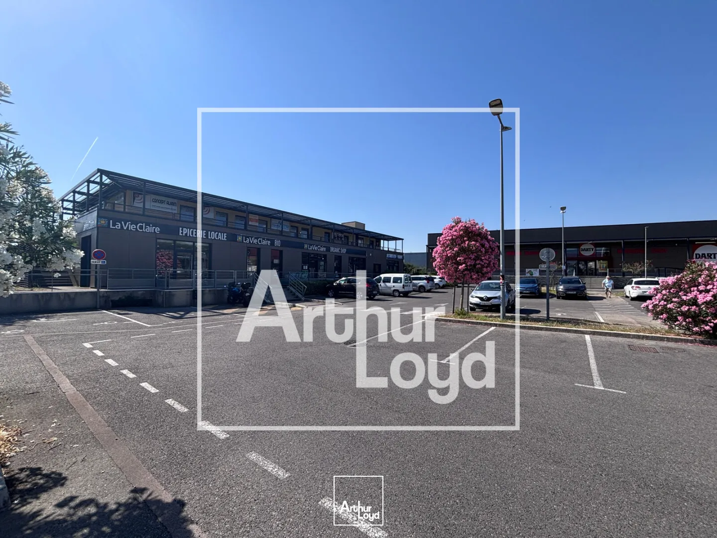 Locaux commerciaux - Vente - UZES - 30700 - 62.34-62.34 - 7795394