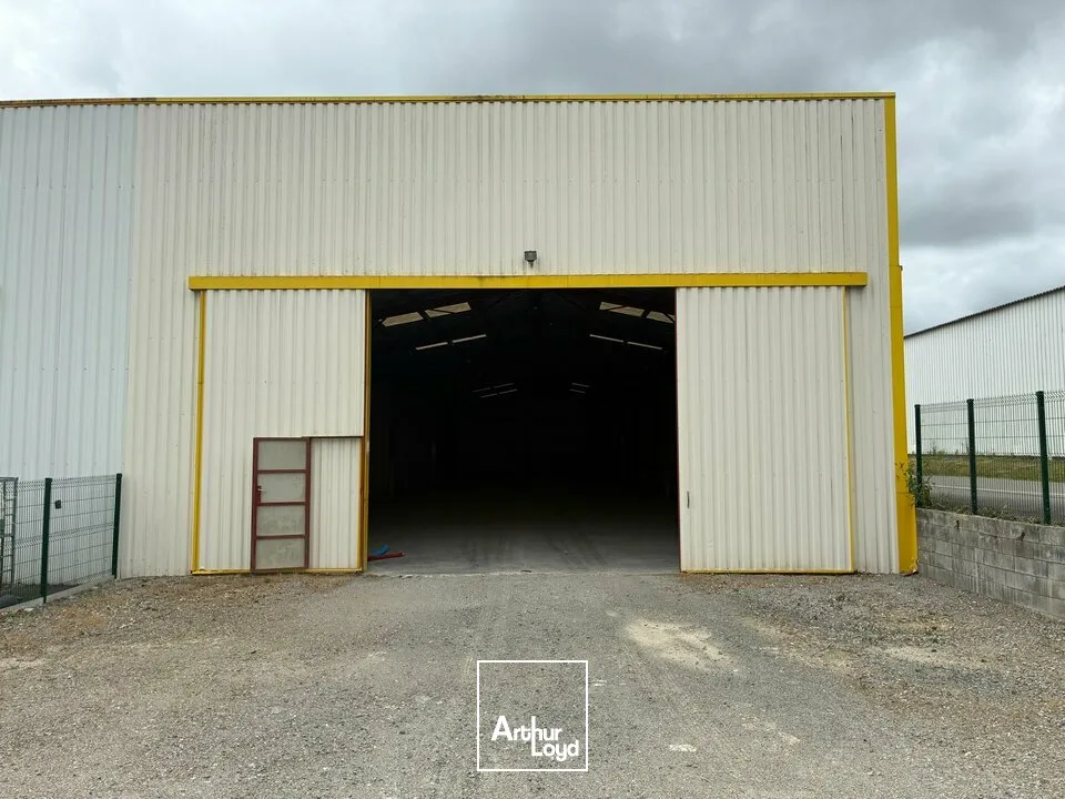 Locaux d'activité & Entrepôts - Location - AUBIGNY-LES CLOUZEAUX - 85430 - 460-460 - 7795984