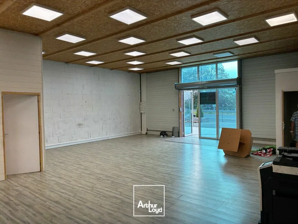 Locaux commerciaux - Location - AUBIGNY-LES CLOUZEAUX - 85430 - 139-139 - 7795988