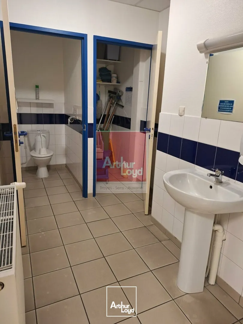 Locaux commerciaux - Location - AUXERRE - 89000 - 1323-1323 - 7796070