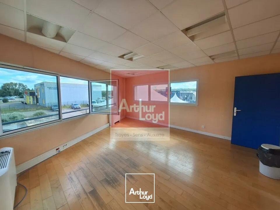 Locaux commerciaux - Location - APPOIGNY - 89380 - 370-370 - 7796081
