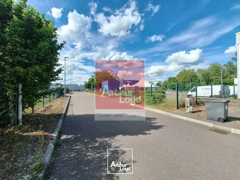 Locaux commerciaux - Location - APPOIGNY - 89380 - 370-370 - 7796082