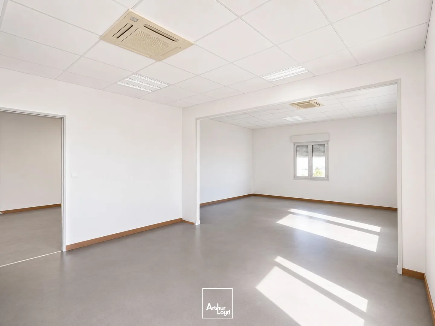 Bureaux - Location - CONGENIES - 30111 - 73-246 - 7796222