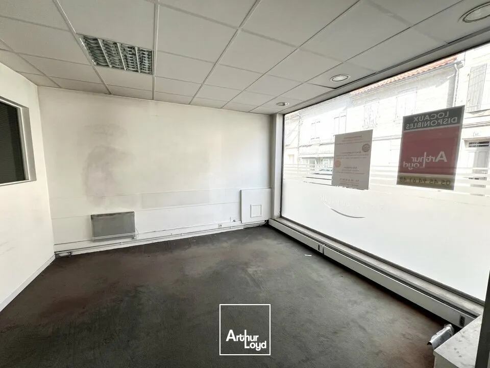 Locaux commerciaux - Vente - ANGOULÊME - 16000 - 67-67 - 7796370